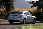 Chrysler 200 2011 года